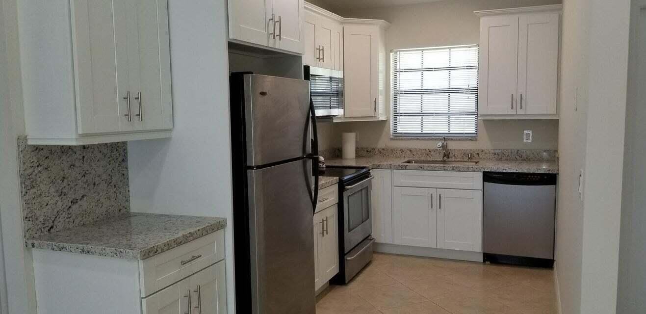 3050 Norwood Place – photo 4