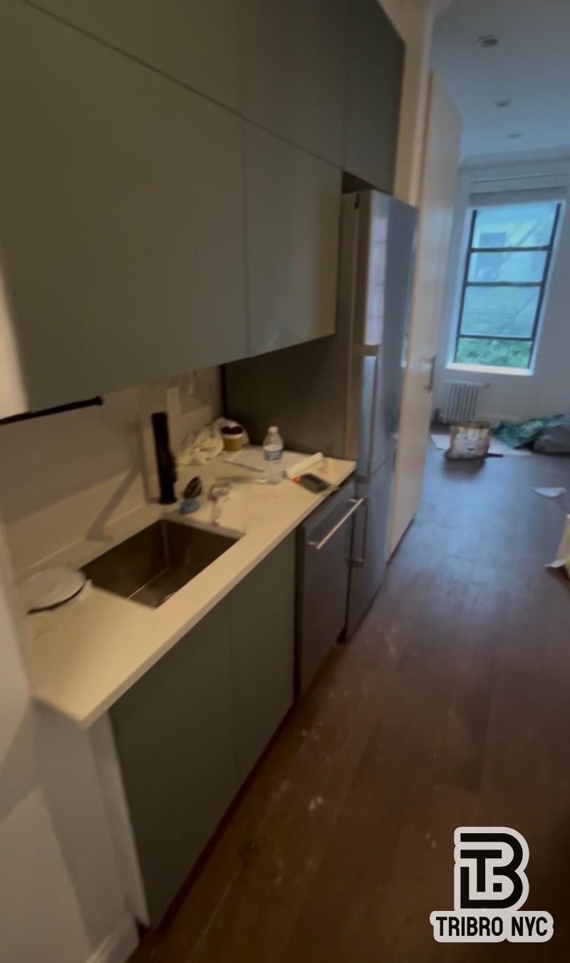 107 Thompson Street – photo 3