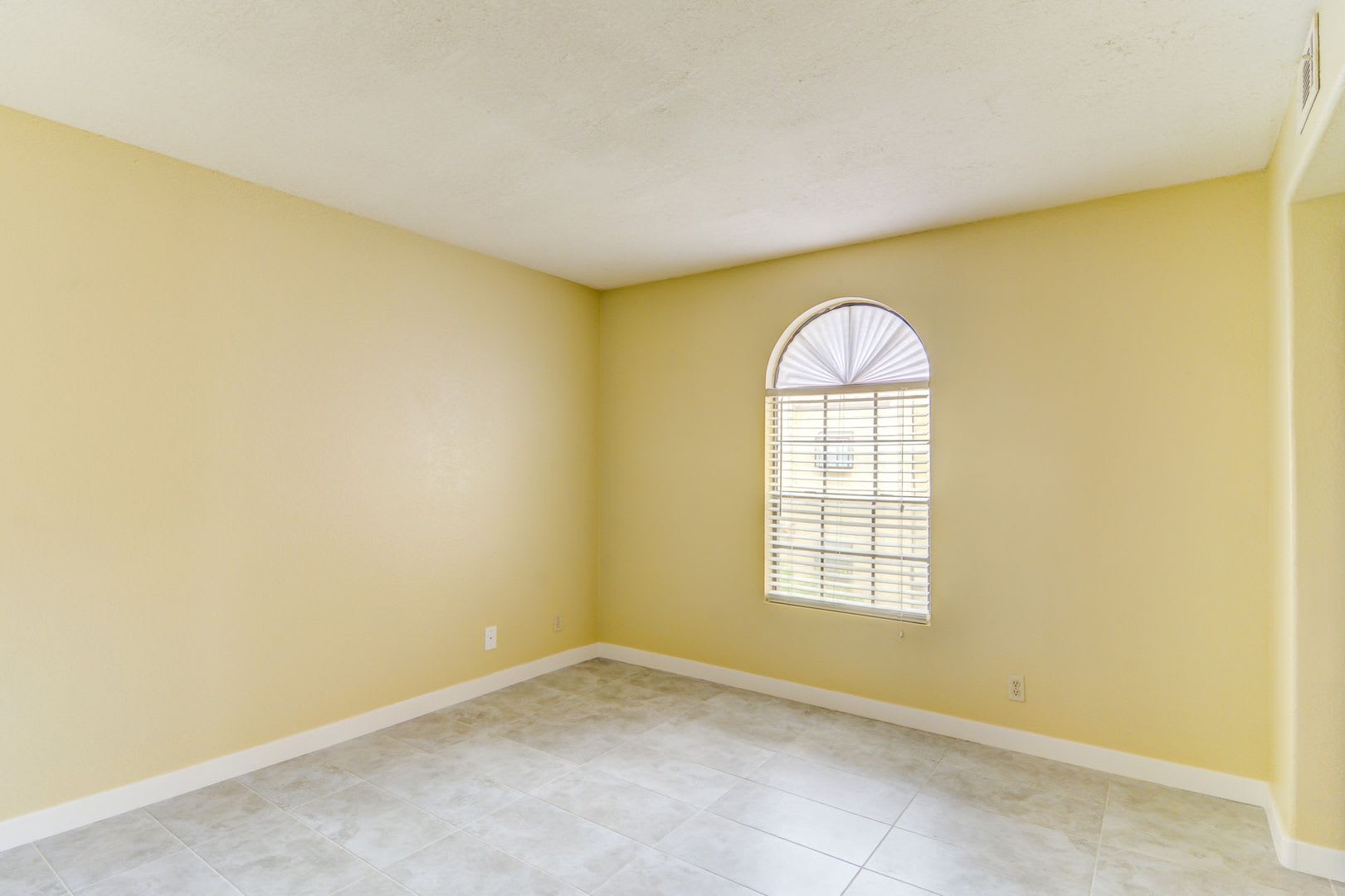 2980 Juniper Hills Boulevard Unit#201, Las Vegas, Nevada 89142 – photo 1