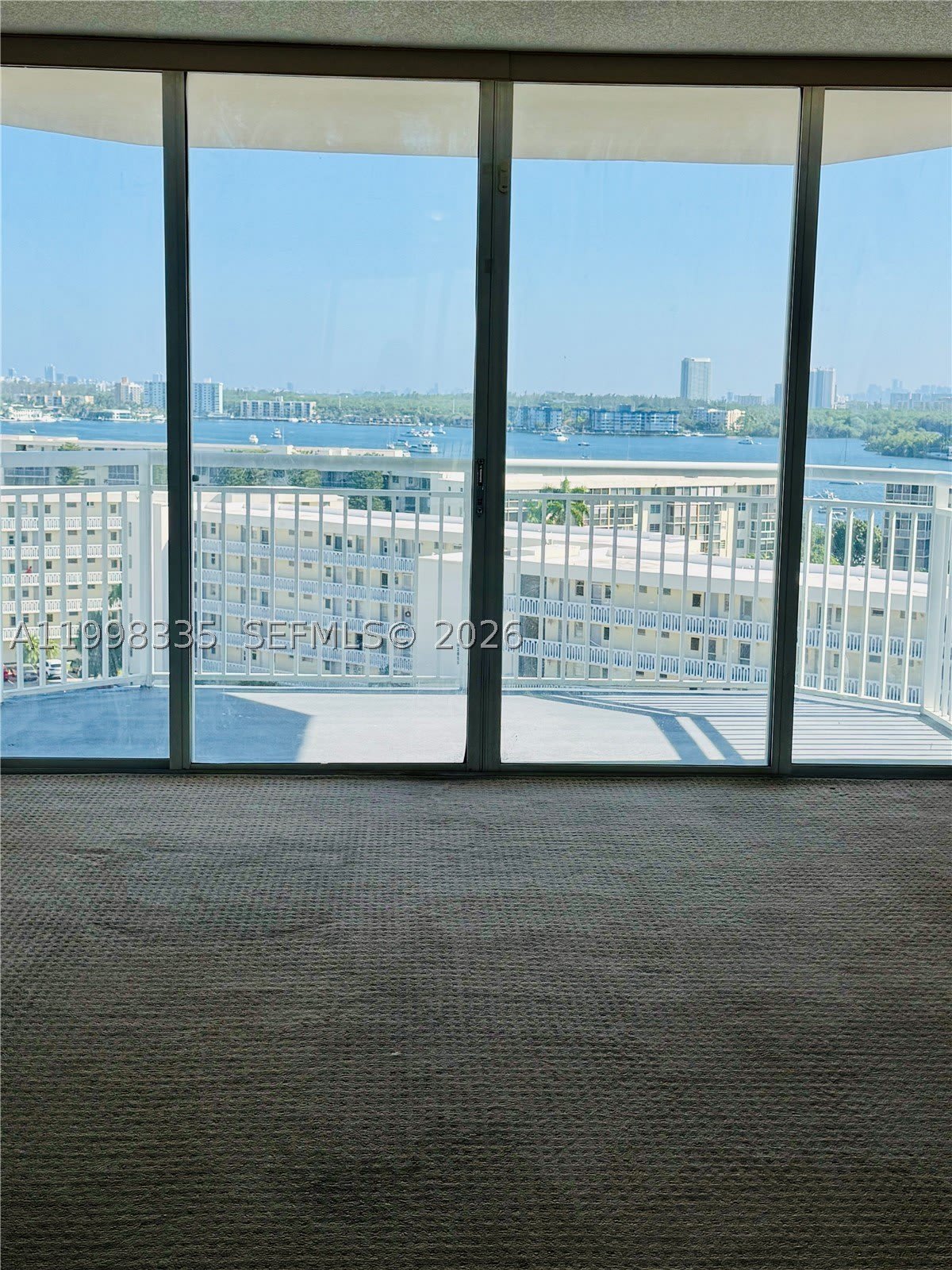 18011 Biscayne Blvd – photo 3