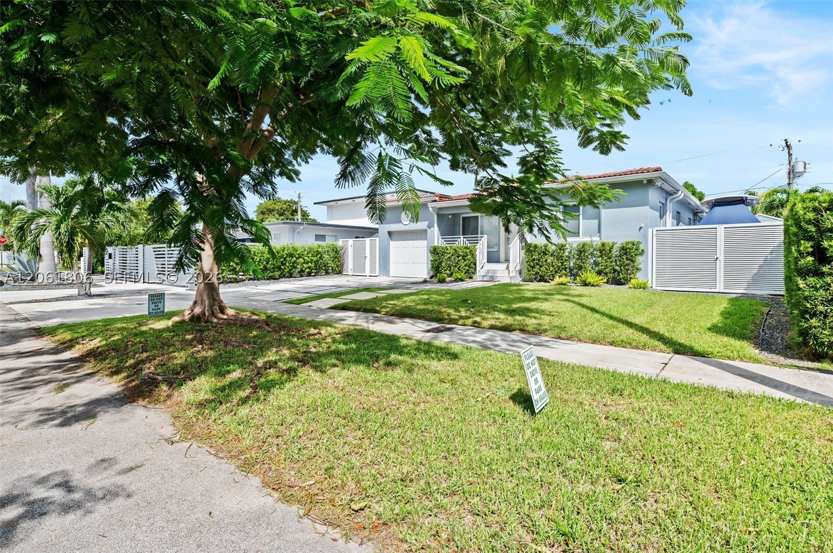 4355 SW 2nd St – photo 2