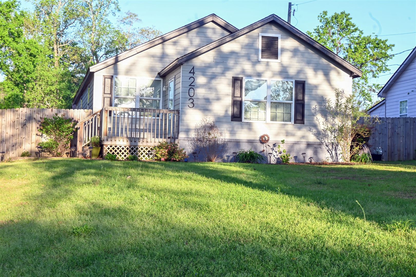 MOVE-IN READY-NE-COLUMBUS & FT BENNING,GA-4/2. RENTAL IS 6-9 MONTHS LEASE ONLY, TO 6/15/2027 – photo 2