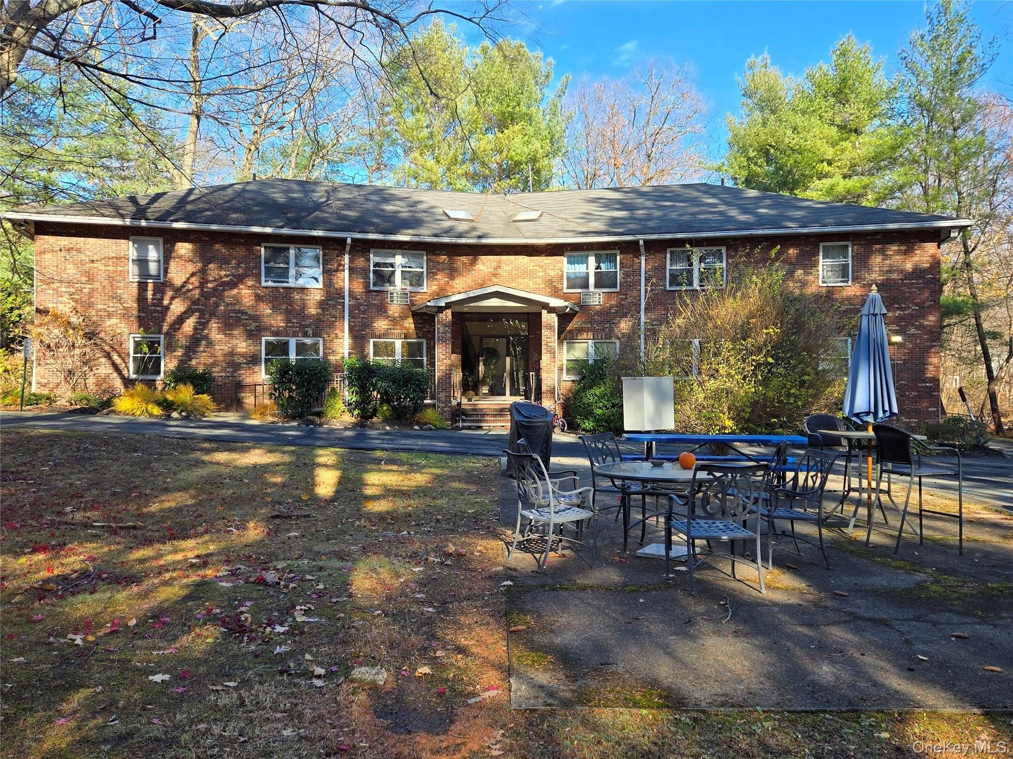 119 W Crooked Hill Road – photo 3