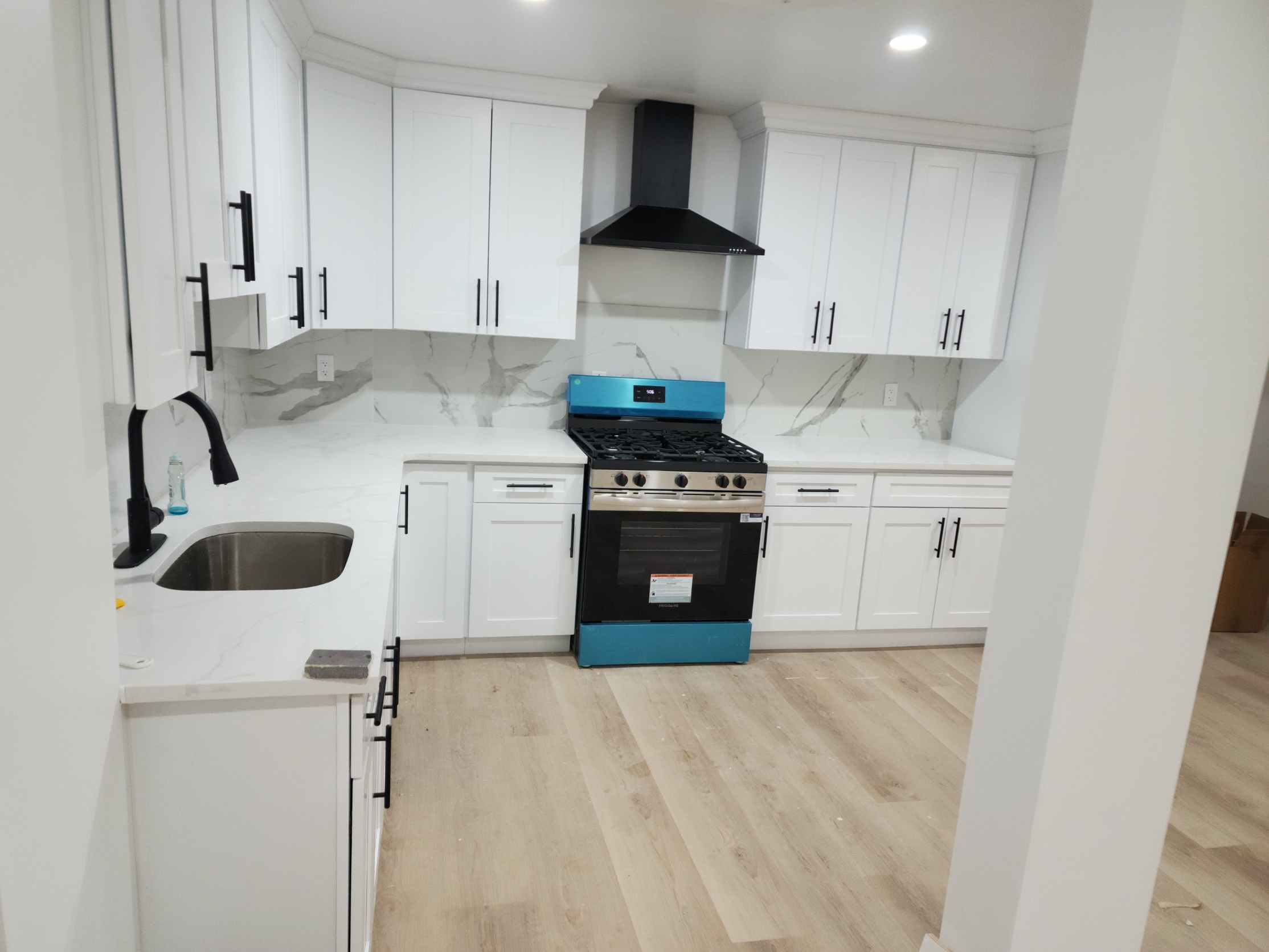 443 N Main St – photo 2