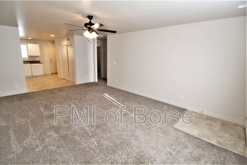 620 10th Ave S – photo 4