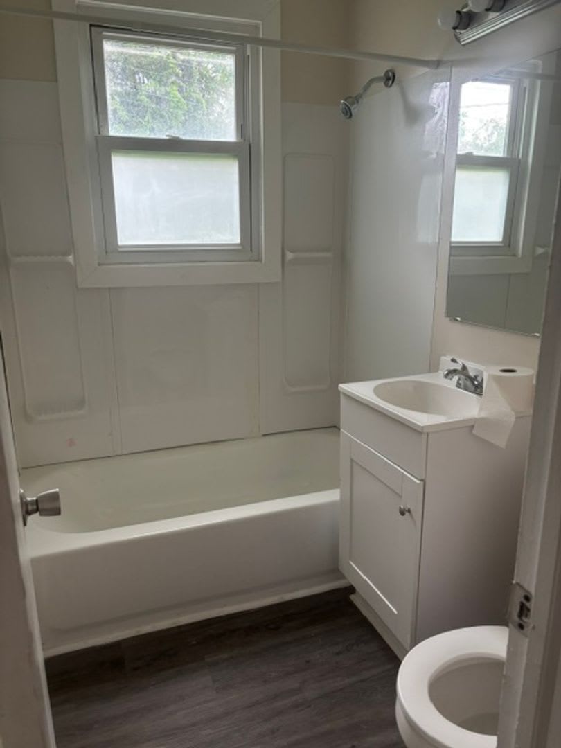 118 Kenneth Blvd – photo 4