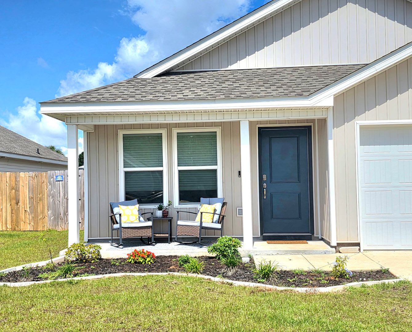 Newer 3BR/2BA with Fenced Yard Near NAS & Gulf Coast Beaches – photo 2