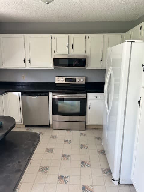 122 Peters Street – photo 5