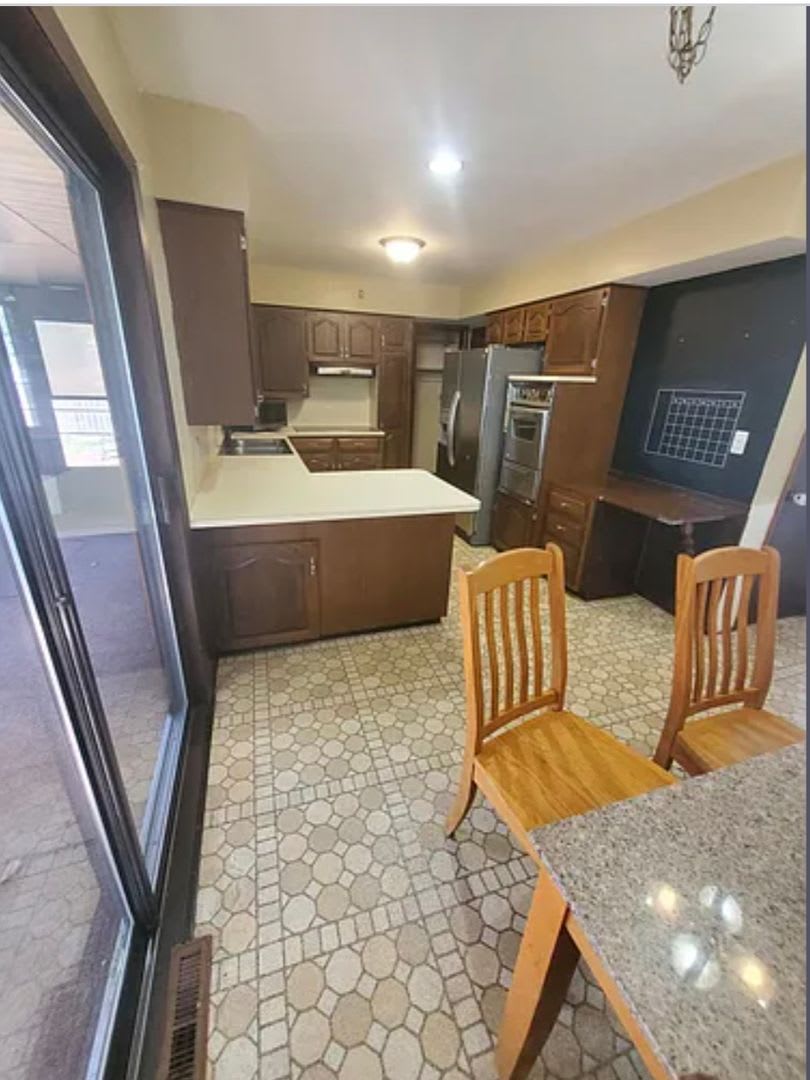 3 bedroom Kentwood Home for Rent – photo 4
