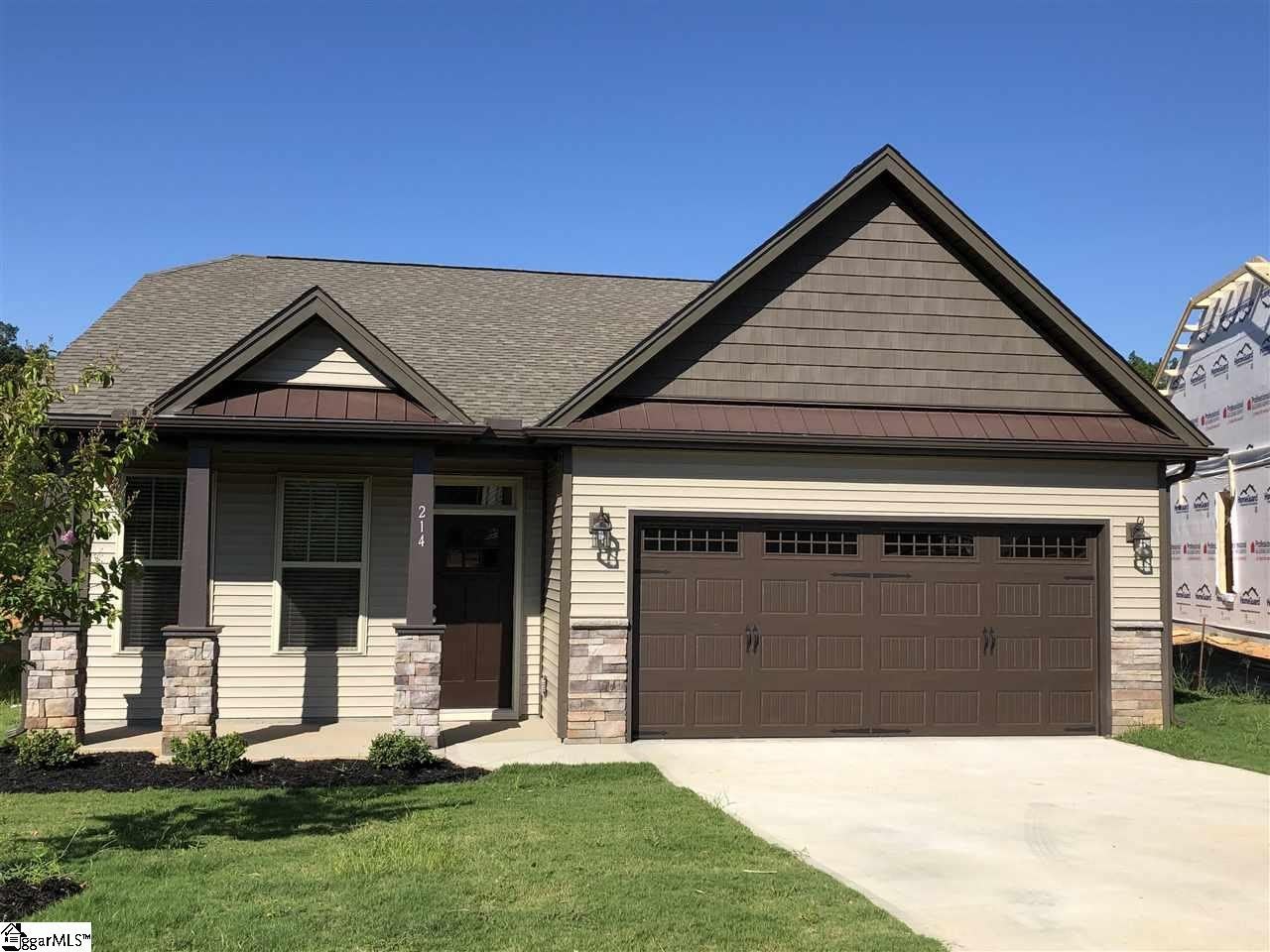214 Everard Lane – photo 1