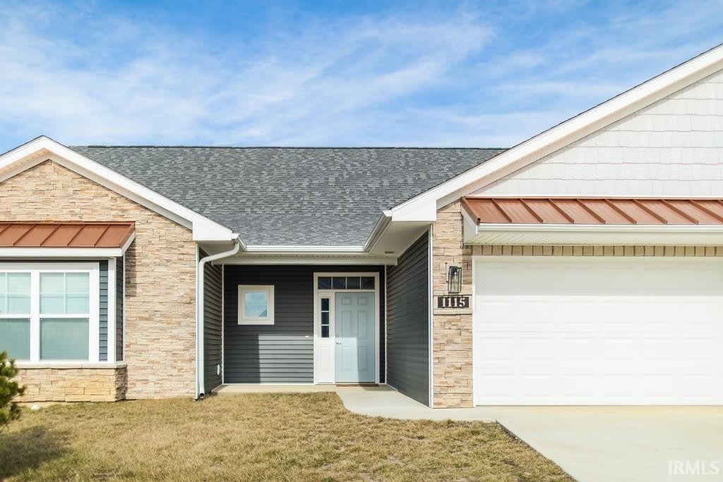 1115 W Rangeview Circle – photo 2