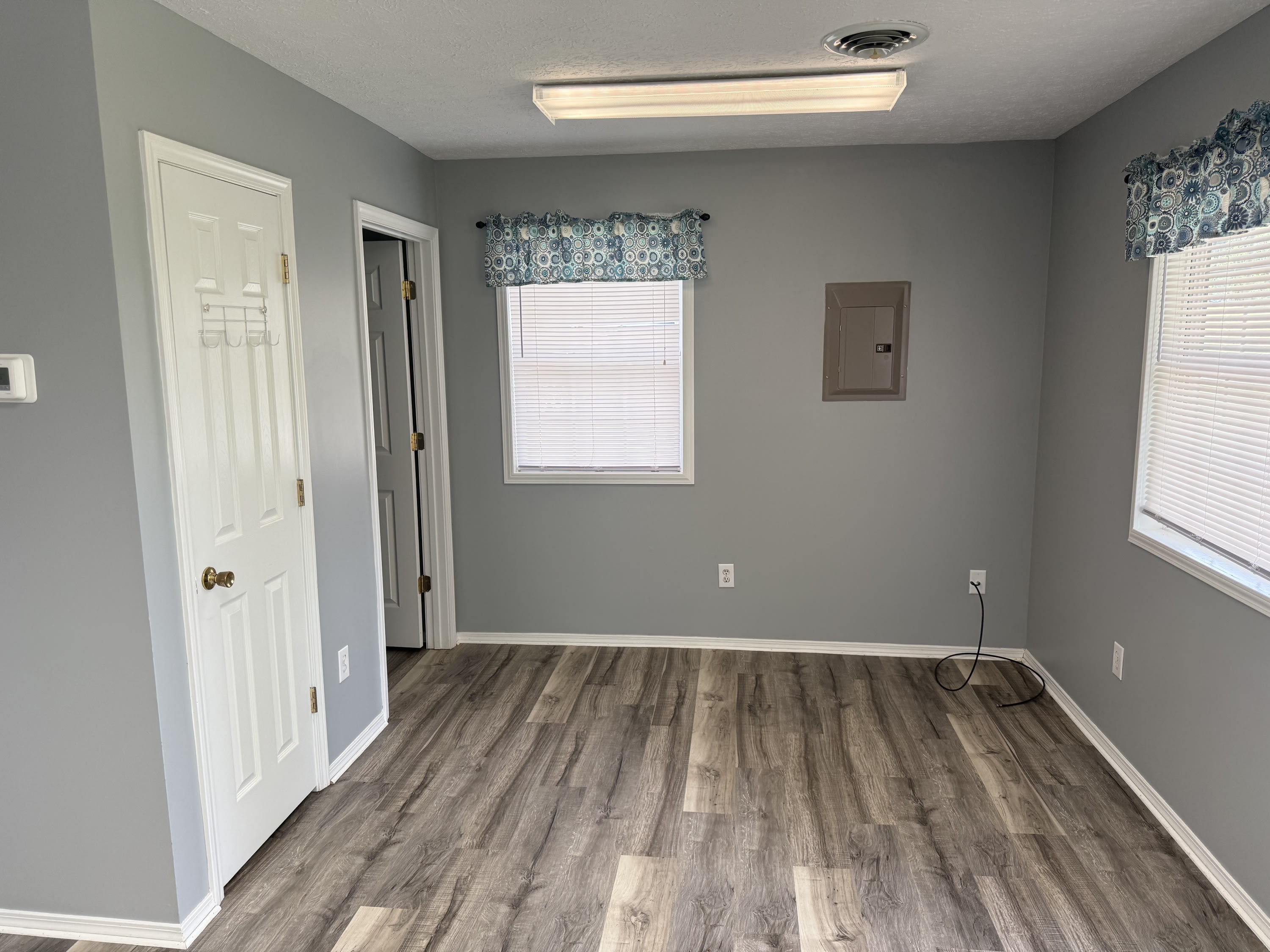 7237 New Glendale Road – photo 4
