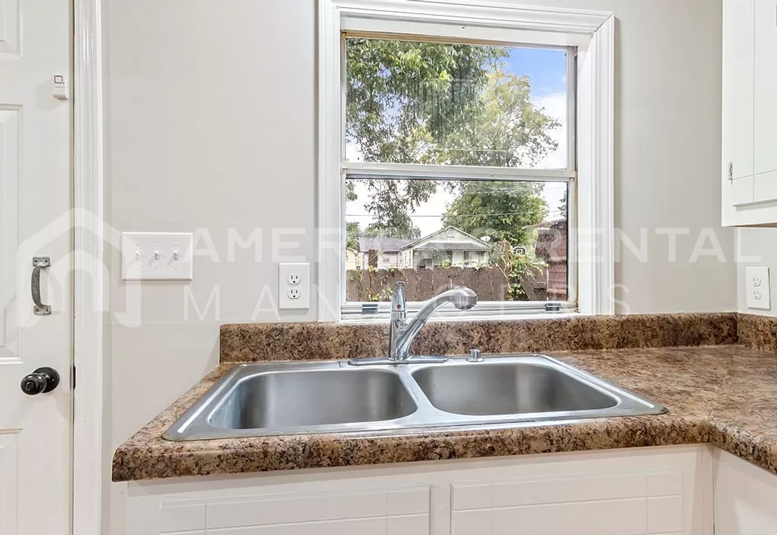 Cute Home for Rent in Tuscaloosa!! Available to View Now! – photo 5