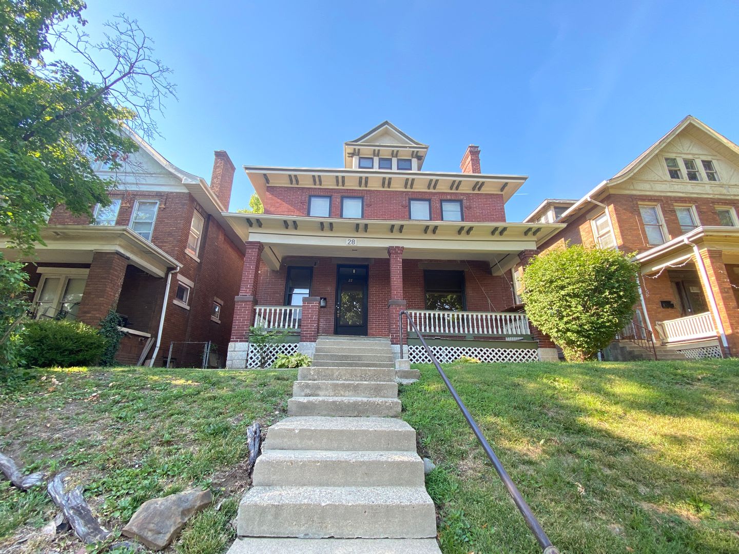 28 E Northwood Ave – photo 1