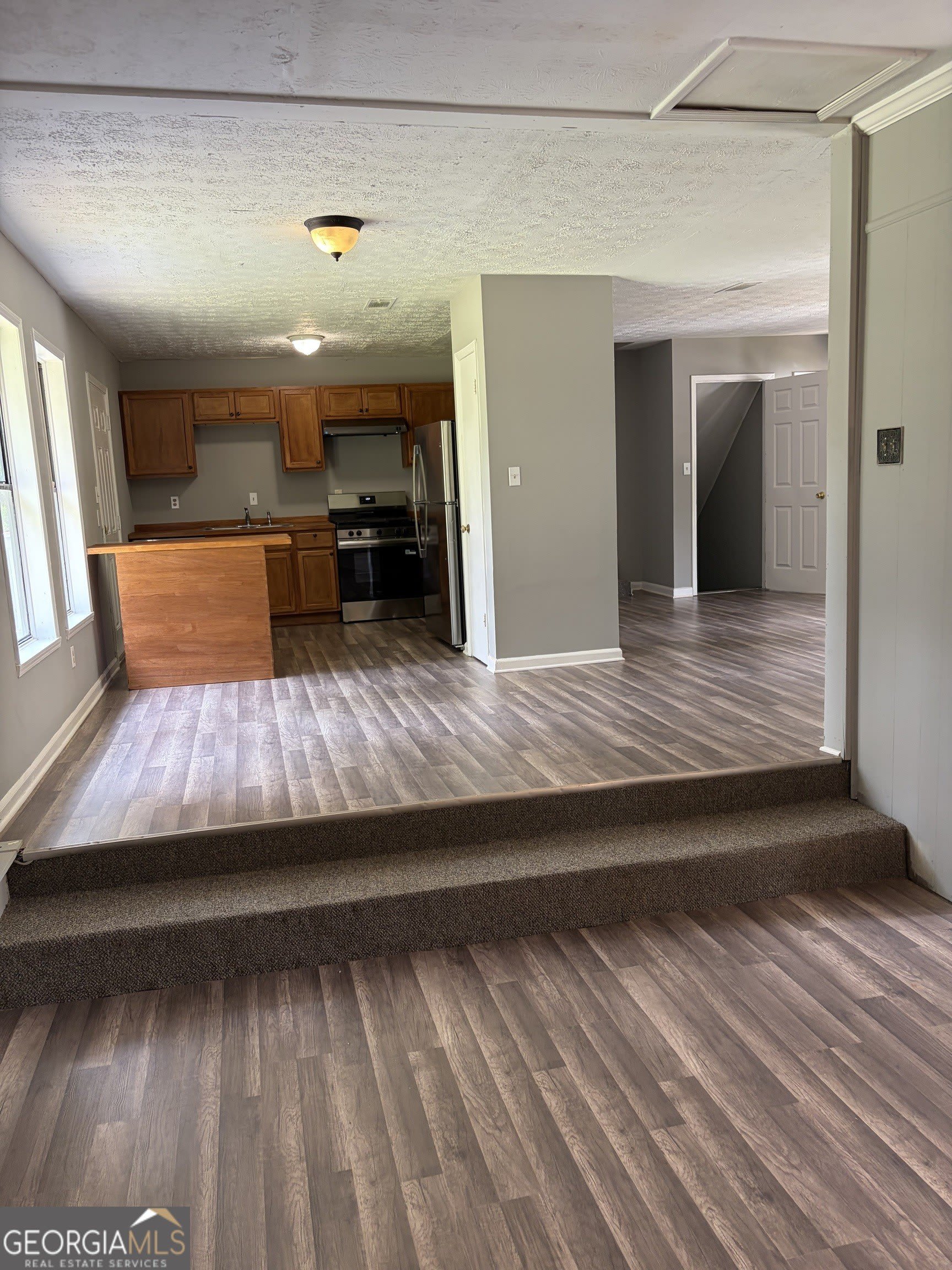 531 Carithers Road – photo 4