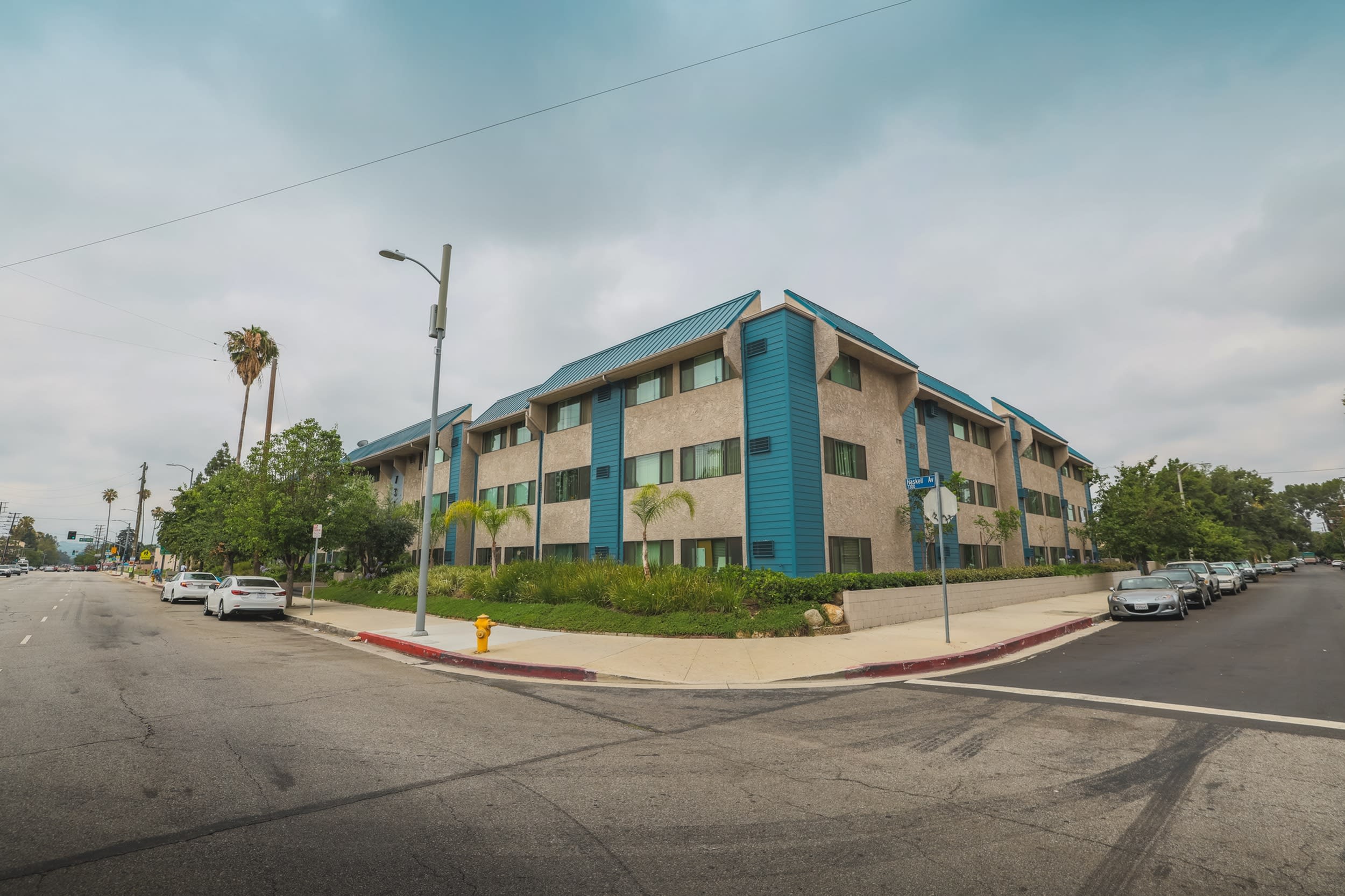 7317 Haskell Avenue – photo 3