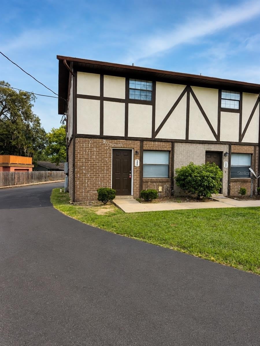1417 NE 17TH Avenue – photo 1