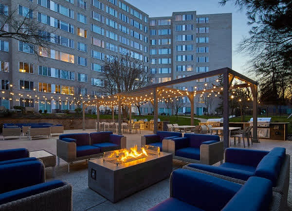 Shirlington House – photo 1