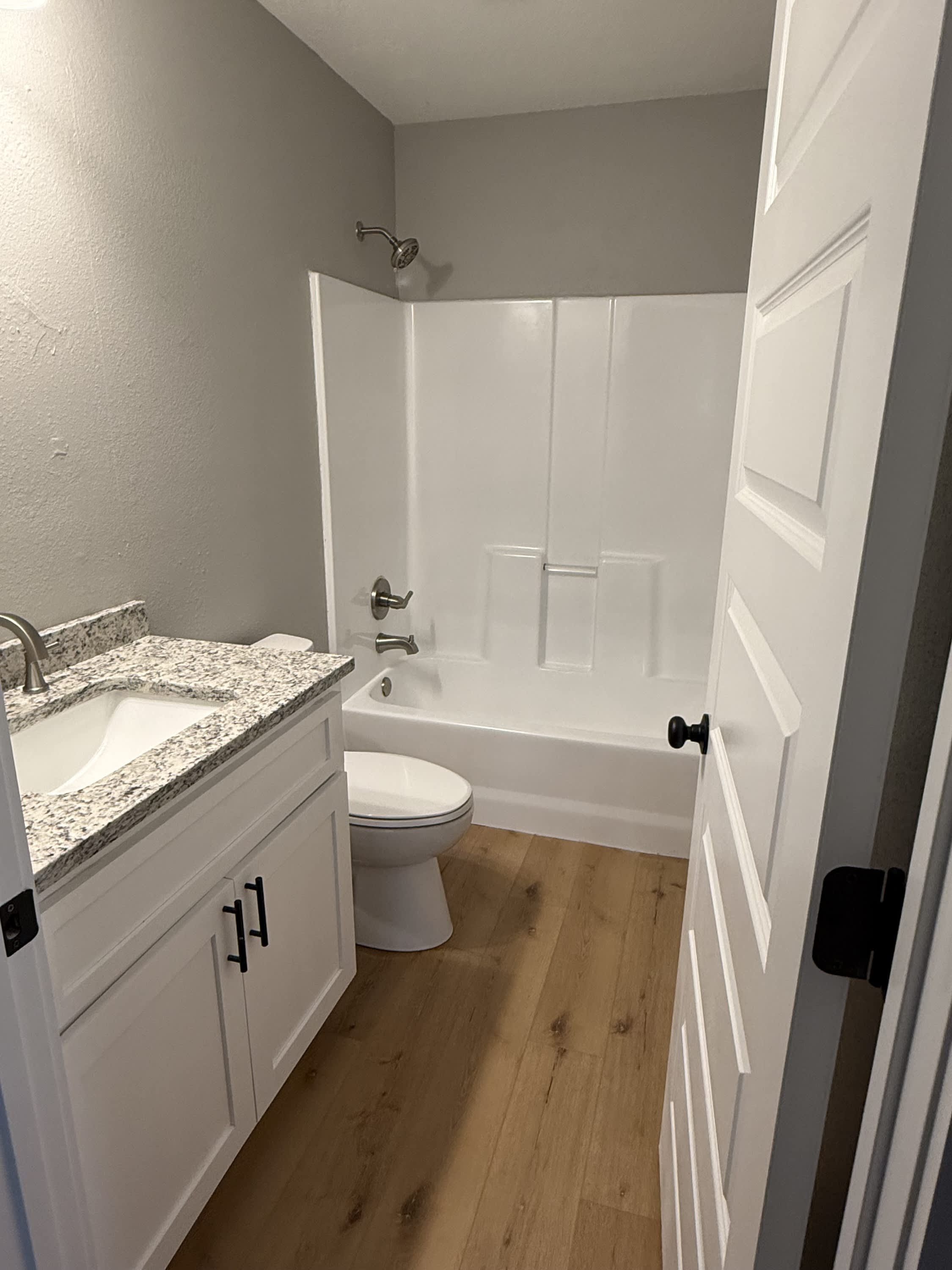 1057 East Olympia StreetUnit B – photo 3
