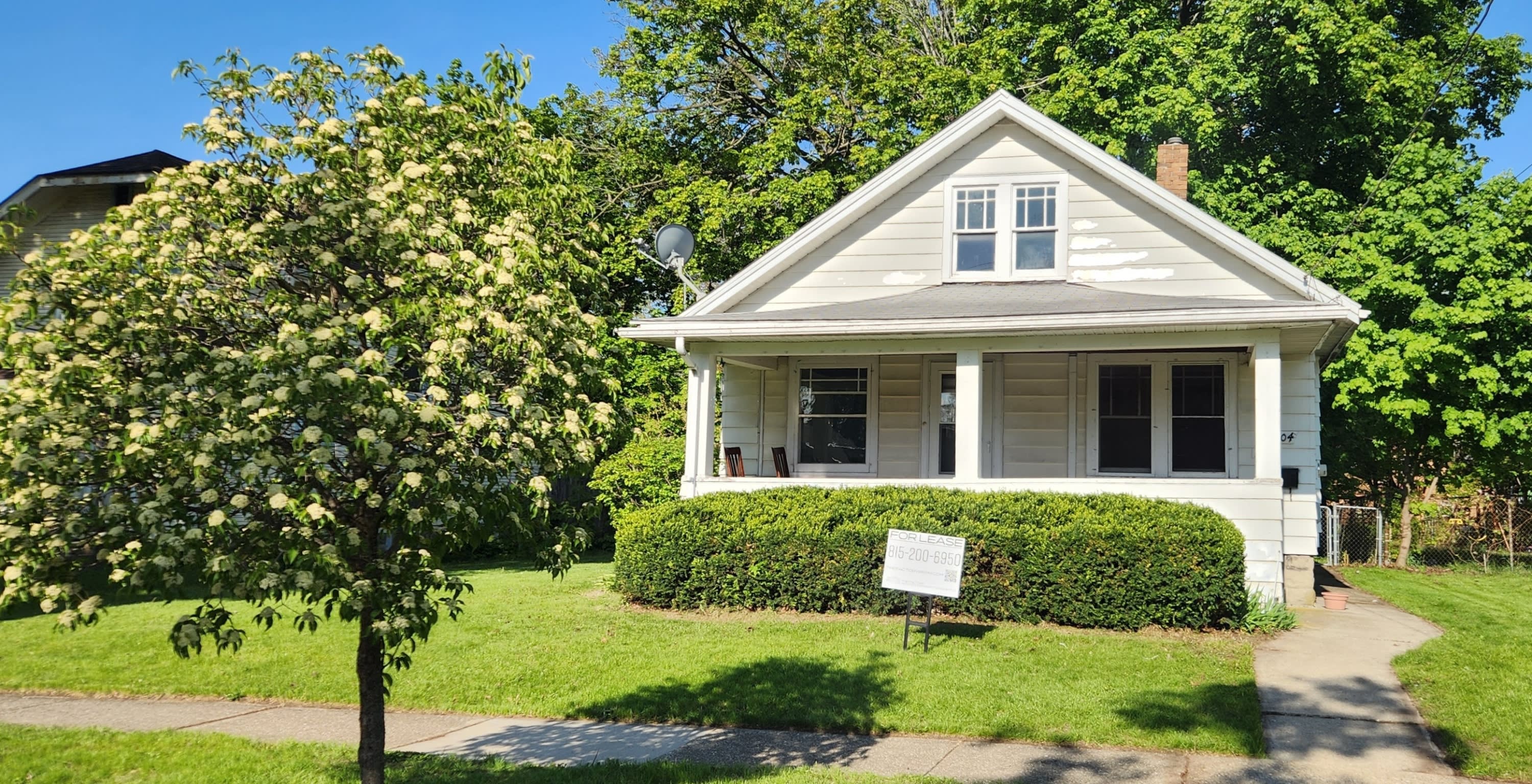 1804 Latham Street – photo 1