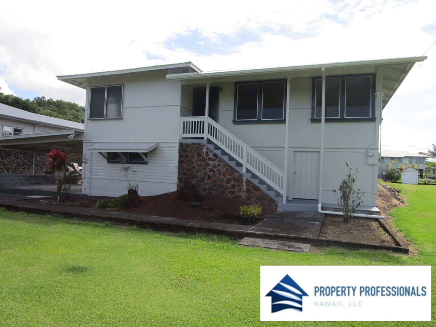 Newly Renovated home in Hilo – photo 1