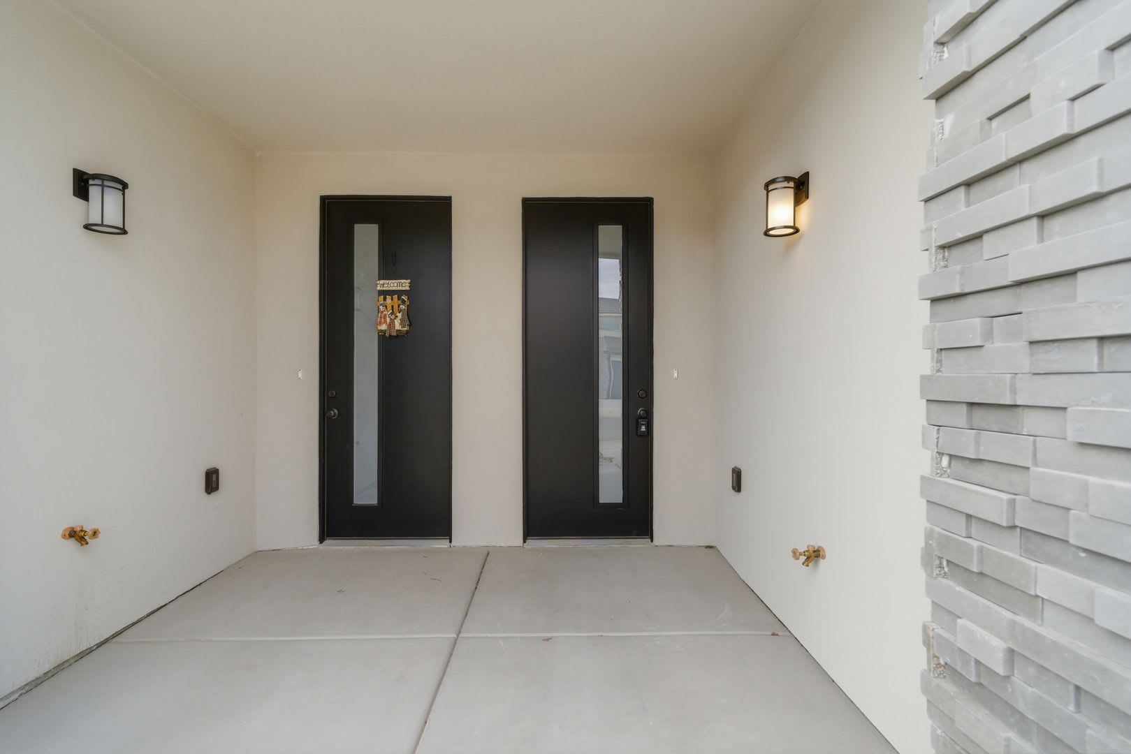 South Desert Townhome With Evse Outlet – photo 3