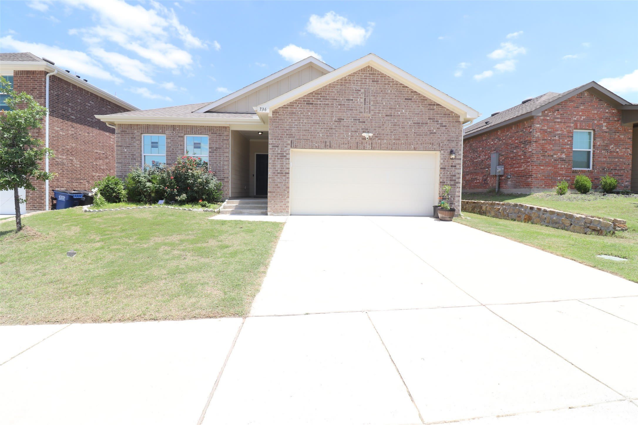 736 Richmond Drive – photo 1