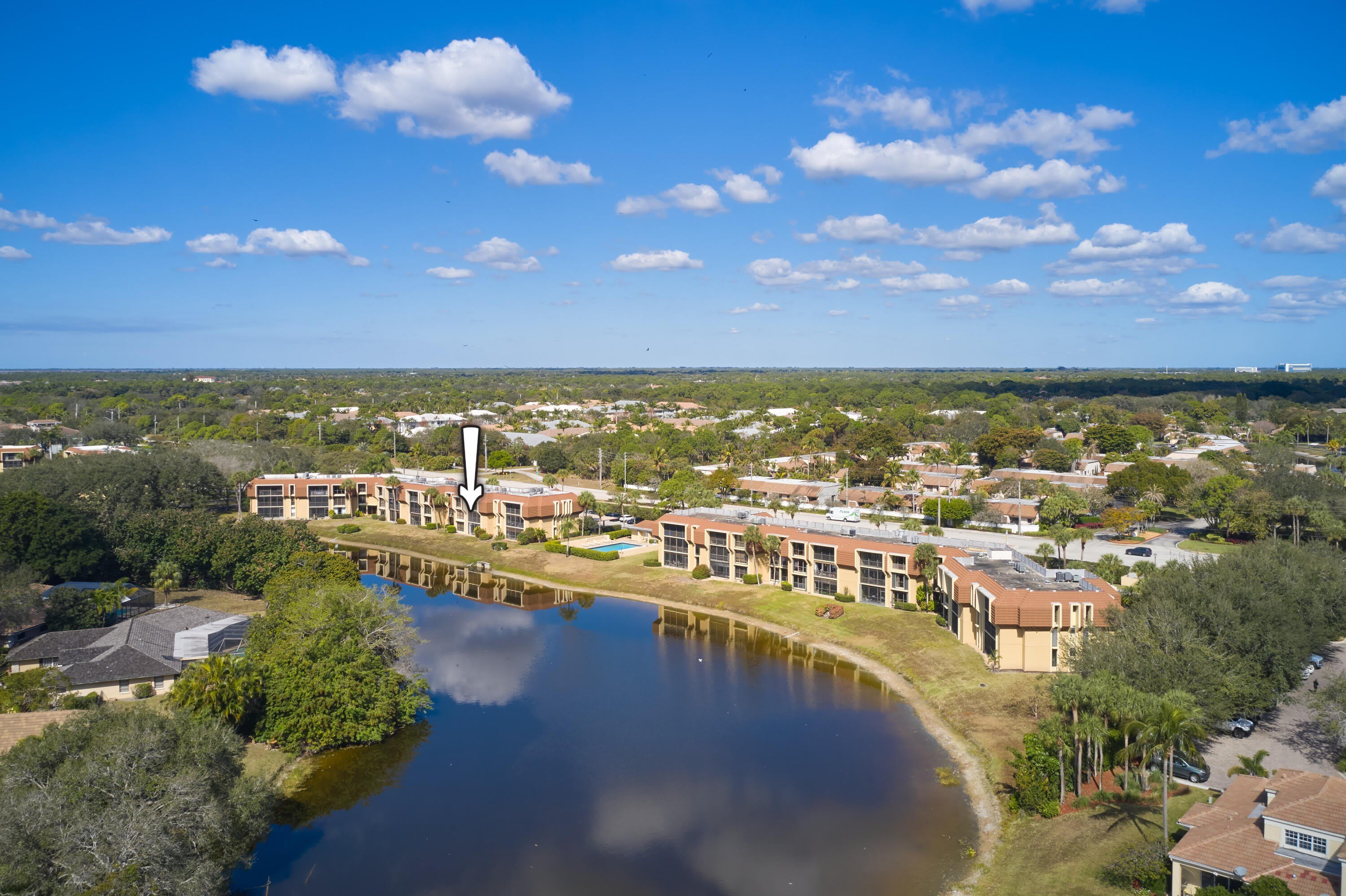 5250 Woodland Lakes Drive – photo 1