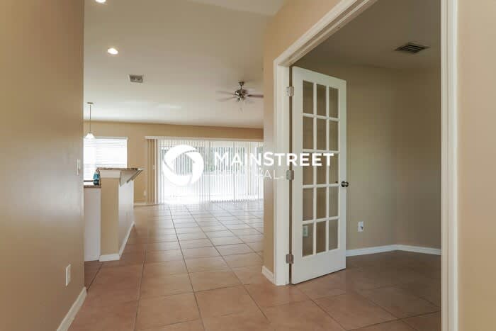 3007 10th Street Southwest – photo 2