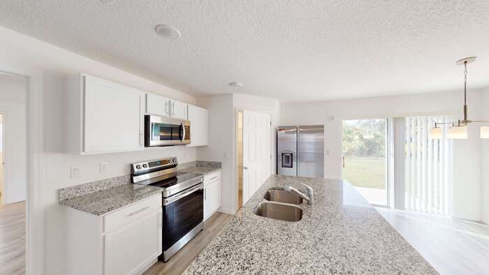 1390 Mariner Avenue Southeast – photo 3