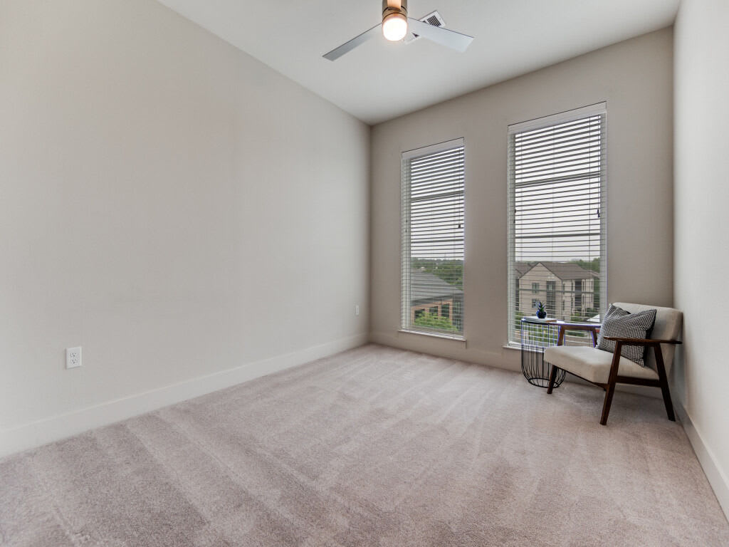 Lenox Lake Highlands – photo 4