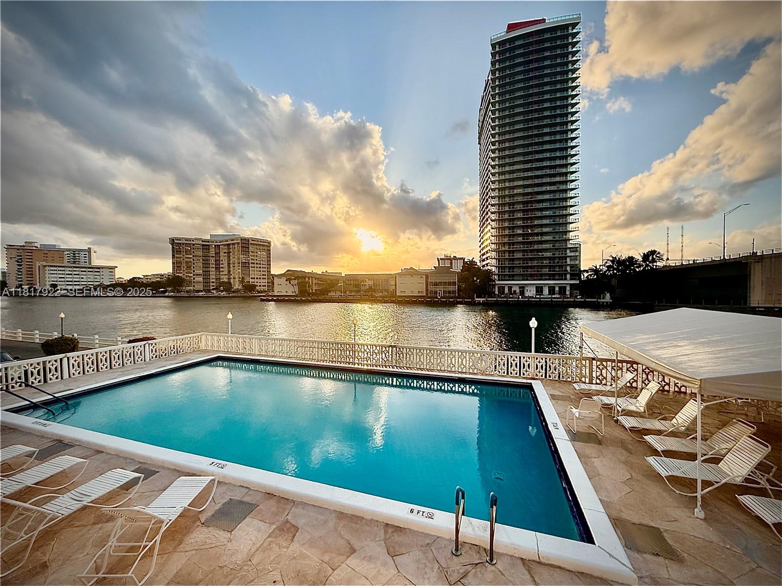 1825 South Ocean Drive – photo 1