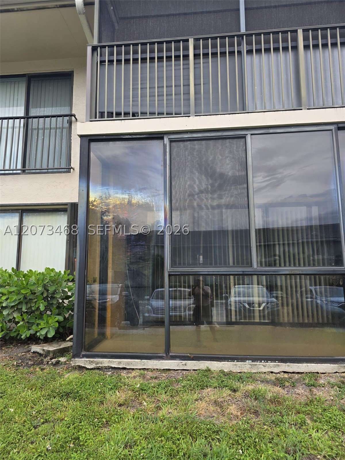 5981 Washington St – photo 2