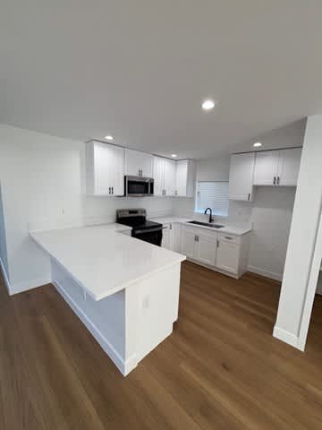 319 E. 106th St. – photo 3