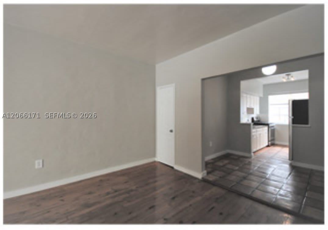 948 Meridian Ave – photo 2