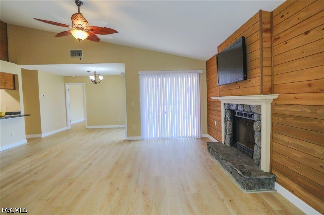6250 Timberwood Circle – photo 4
