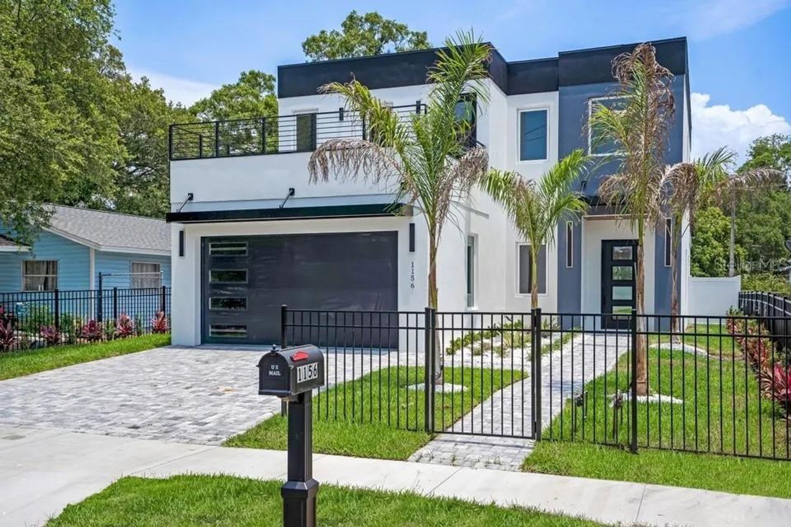 Bold Sarasota Bay Luxury Custom Home 5 Beds 4 Baths Private Pool – photo 2