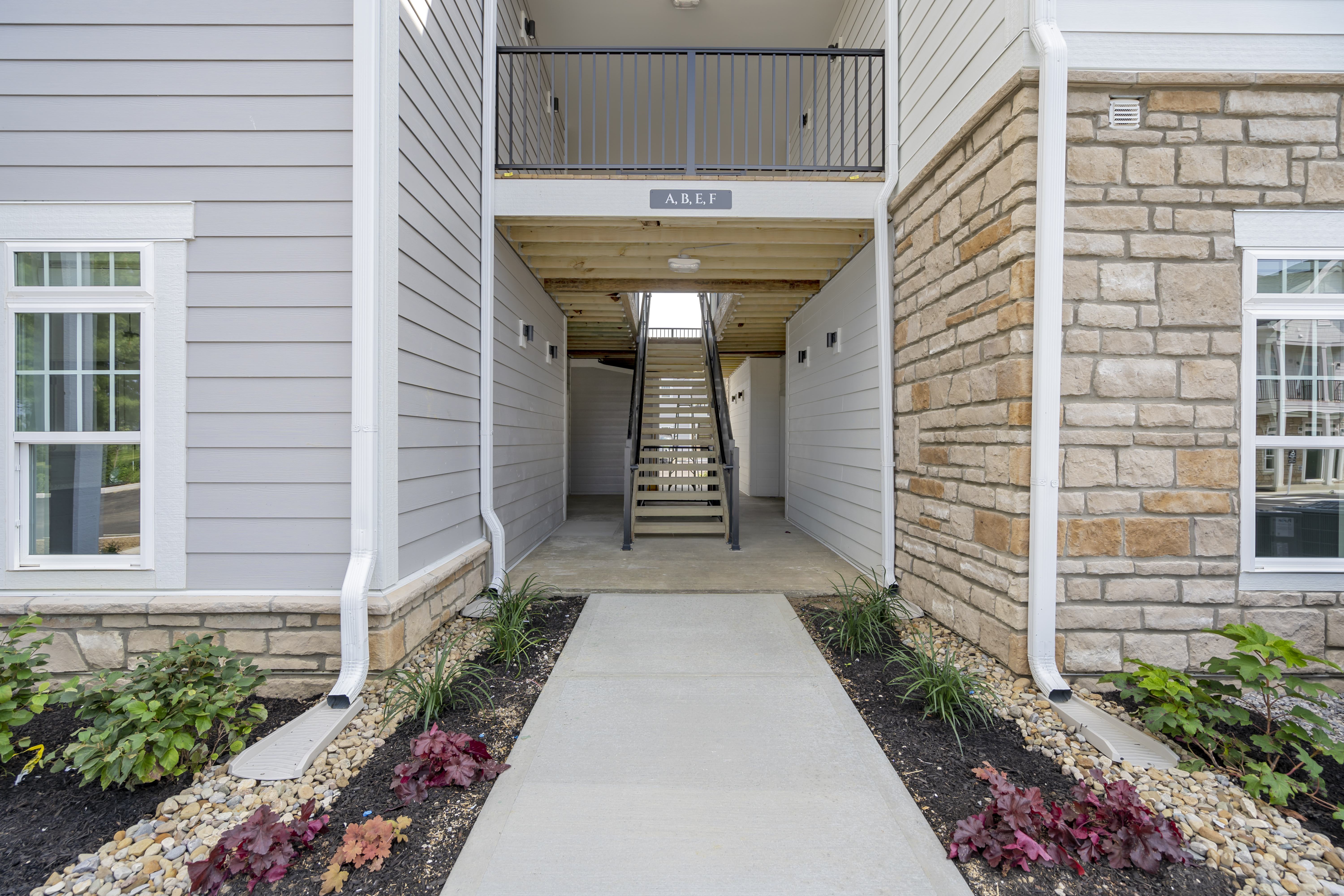 The Flats at Powell – photo 2