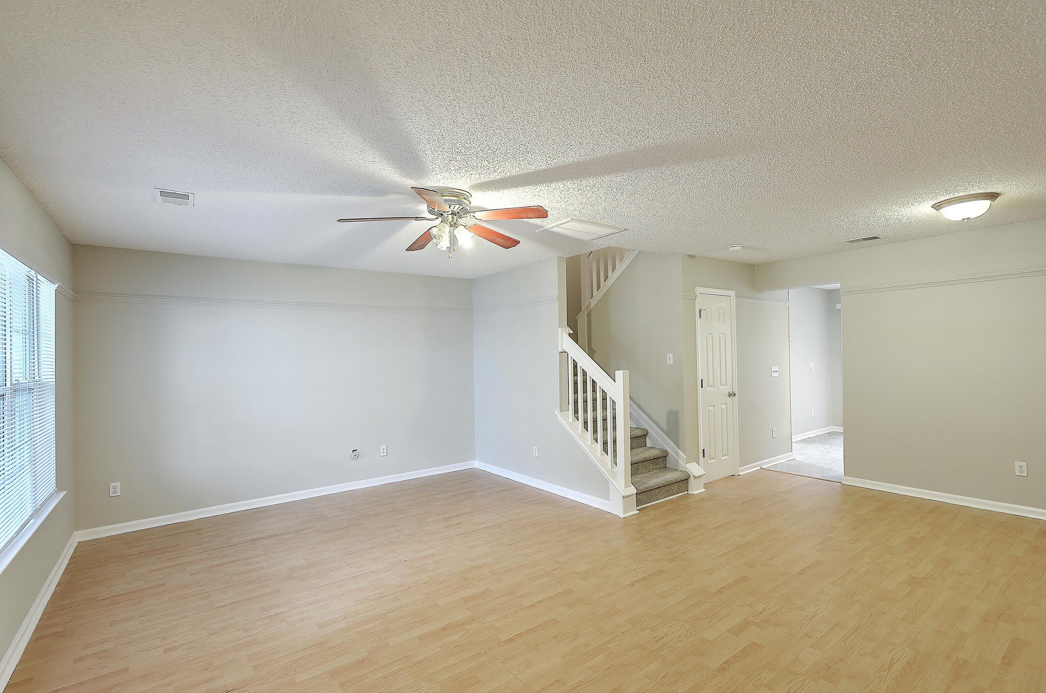 8074 Shadow Oak Drive – photo 5