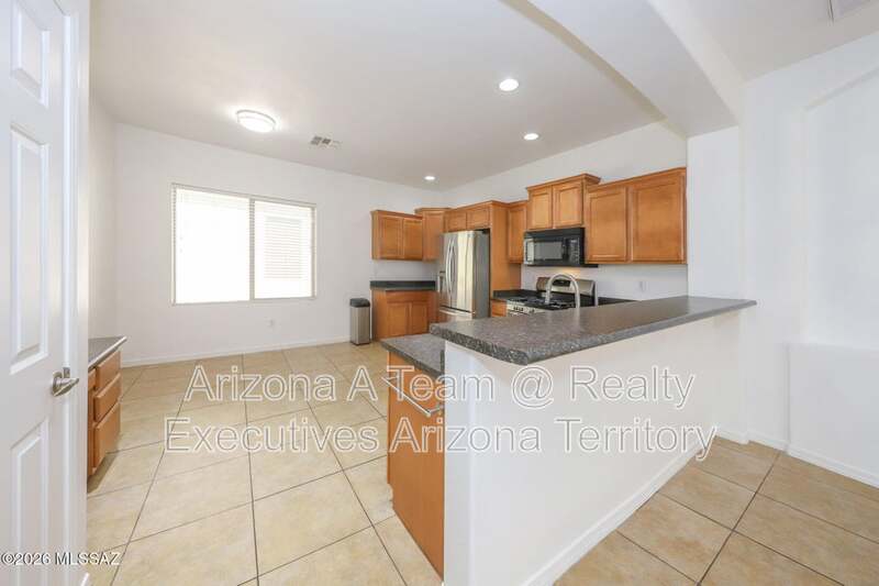 10401 Yew Place – photo 3