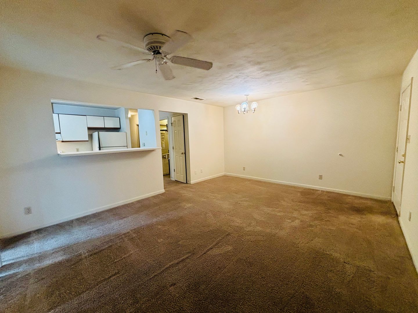 3 Bedroom 2 Bath Condo – photo 3