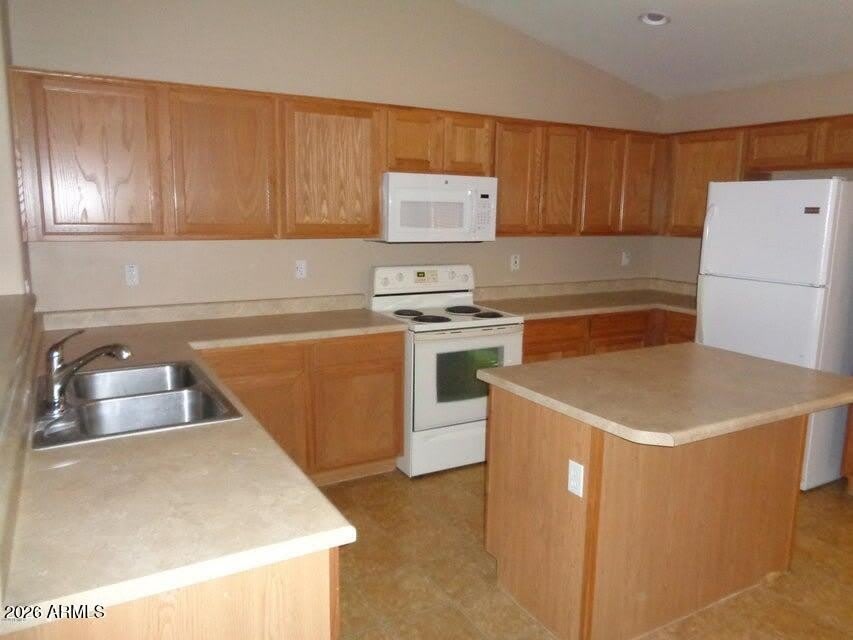 46137 W Guilder Avenue – photo 2