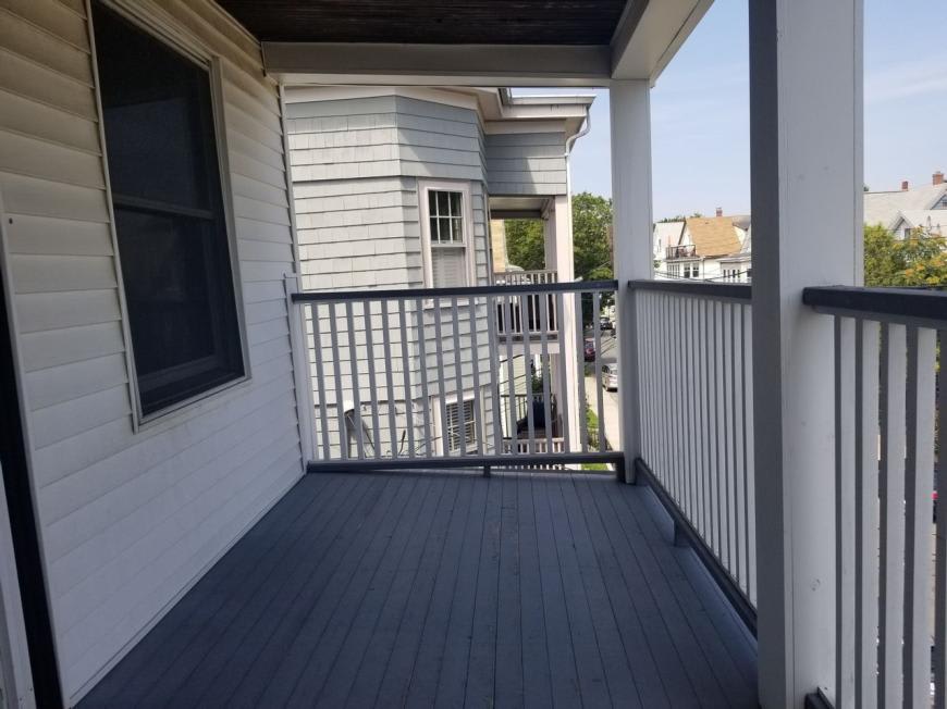126 Albion St. – photo 4