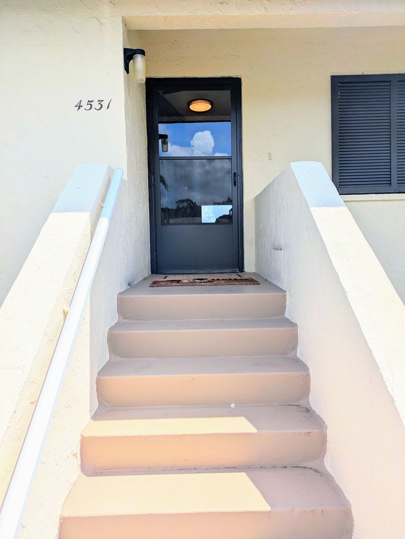 SEASONAL/SHORT TERM TURNKEY condo – photo 3