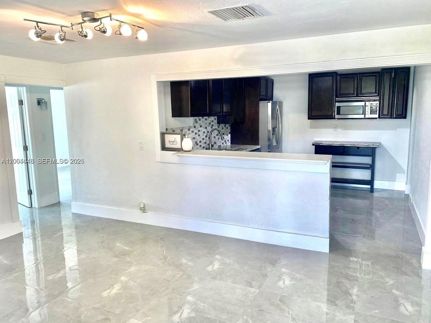112 Ronald Road, West Park, FL 33023 – photo 2
