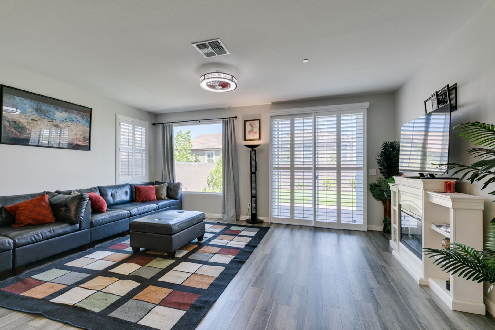 Furnished 5-Bedroom Home with Two Primary Suites – photo 5