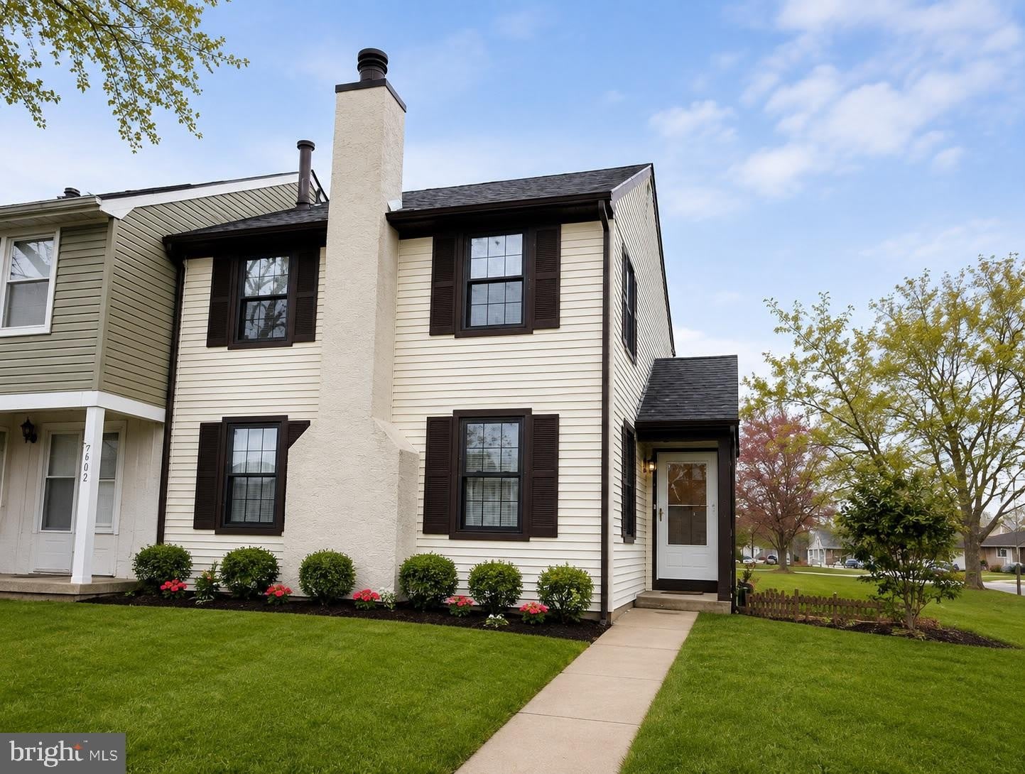 601 MAGNOLIA Court – photo 1