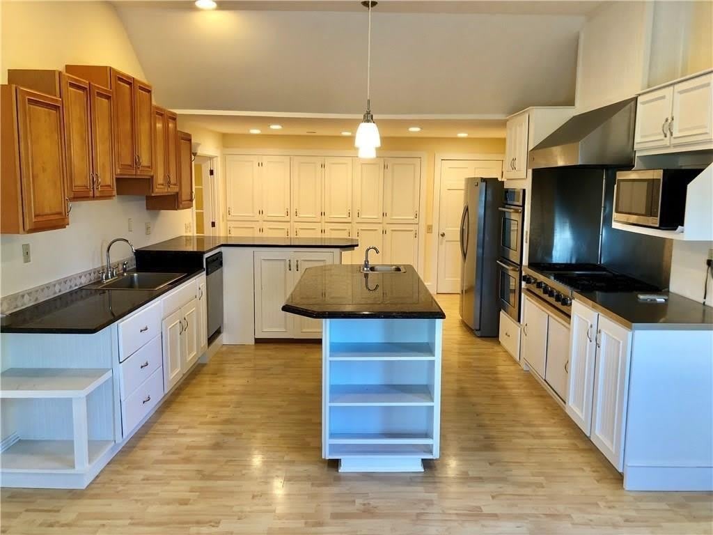 16 Clearview Avenue – photo 1