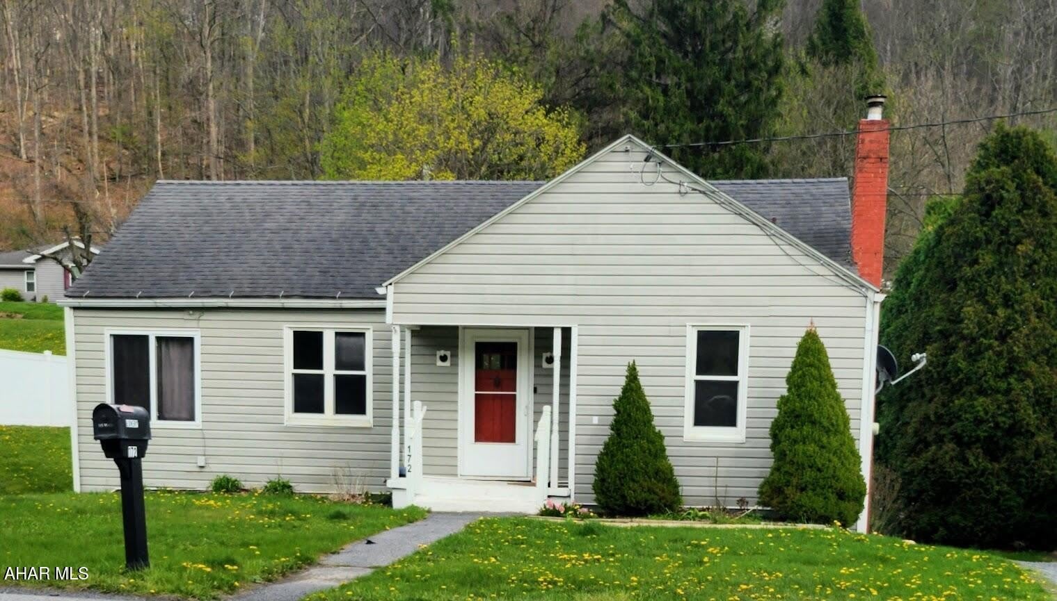 172 Raystown Road – photo 2
