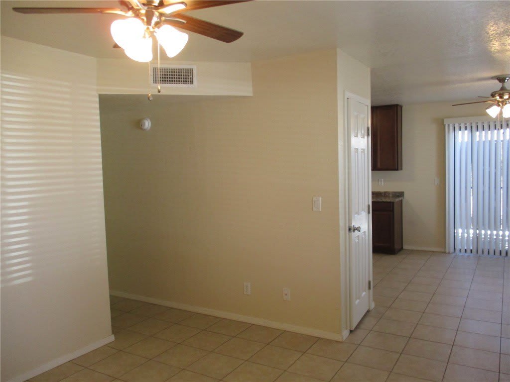 2801 Paloma Senda Unit D – photo 2